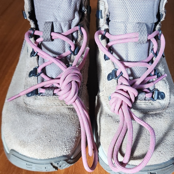 Merrell Women's Suede Hiking Boot - Picture 9 of 9